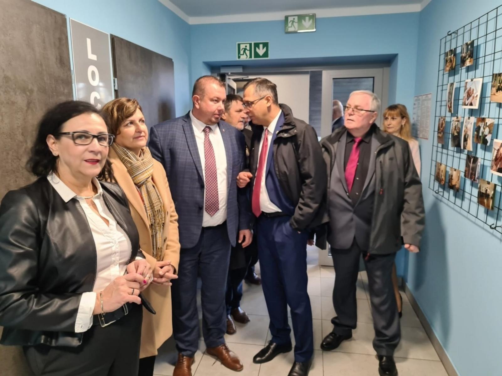 Zdjęcie w galerii na portalu naszraciborz.pl: Samorządowcy z powiatu raciborskiego z wizytą w Kędzierzynie-Koźlu wiadomości z regionu