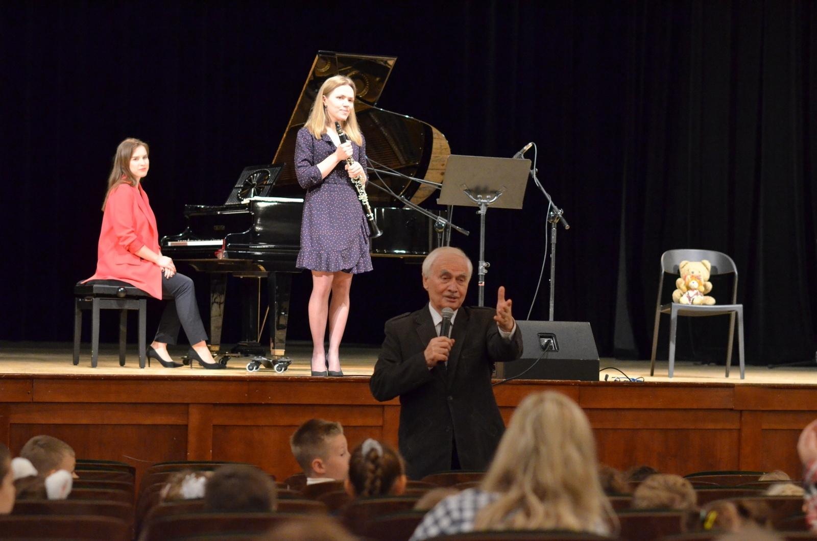 Zdjęcie w galerii na portalu naszraciborz.pl: Klarnet muzycznym bohaterem październikowych koncertów umuzykalniających wiadomości z regionu