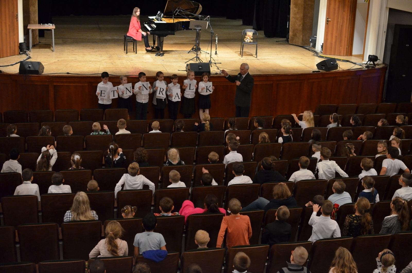 Zdjęcie w galerii na portalu naszraciborz.pl: Klarnet muzycznym bohaterem październikowych koncertów umuzykalniających wiadomości z regionu