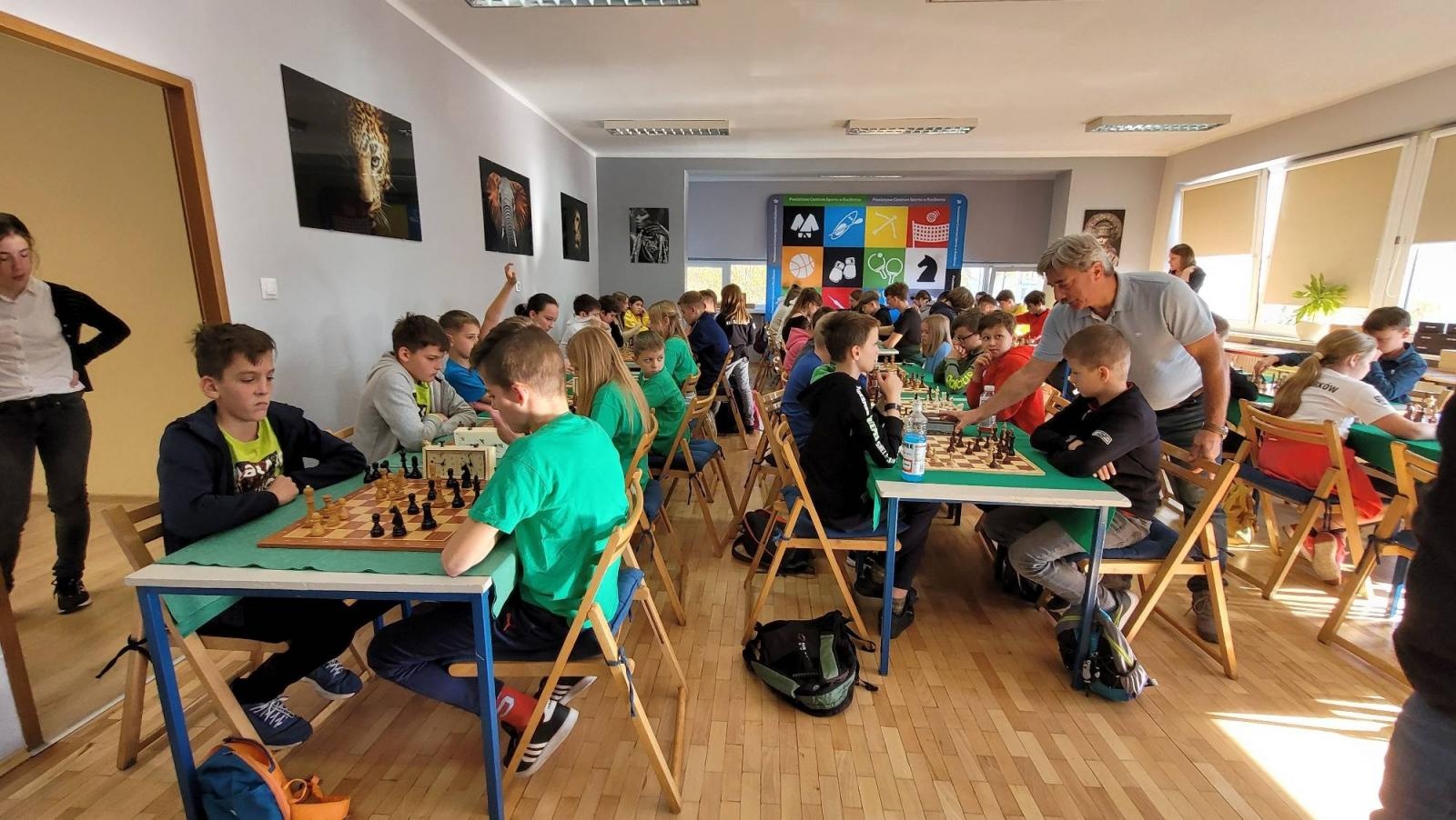 Zdjęcie w galerii na portalu naszraciborz.pl: Szkoła w Tworkowie ma najlepszych szachistów w rejonie wiadomości z regionu