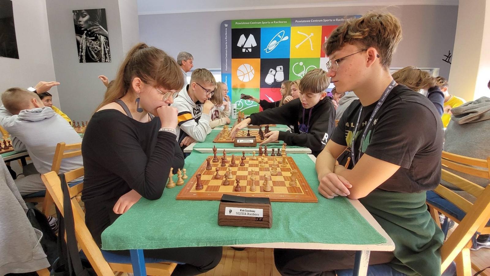 Zdjęcie w galerii na portalu naszraciborz.pl: Szkoła w Tworkowie ma najlepszych szachistów w rejonie wiadomości z regionu