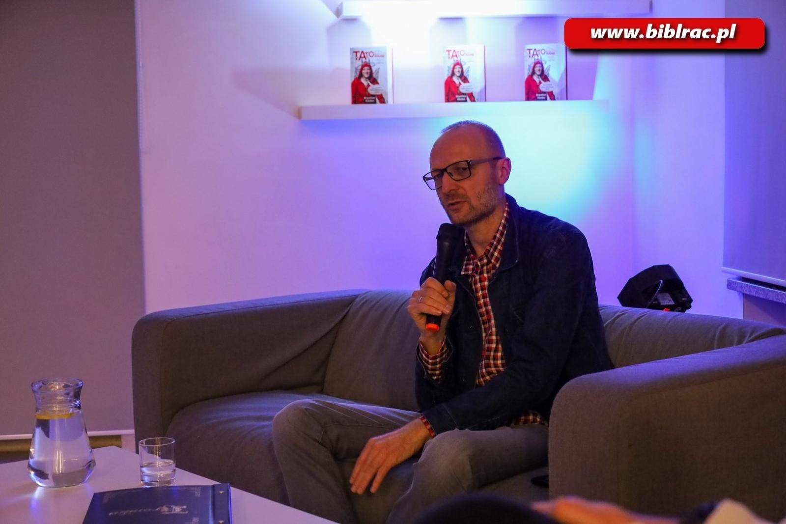 Zdjęcie w galerii na portalu naszraciborz.pl: Krystian Hanke w Raciborzu o tym jak nie zostać Boomerem wiadomości z regionu