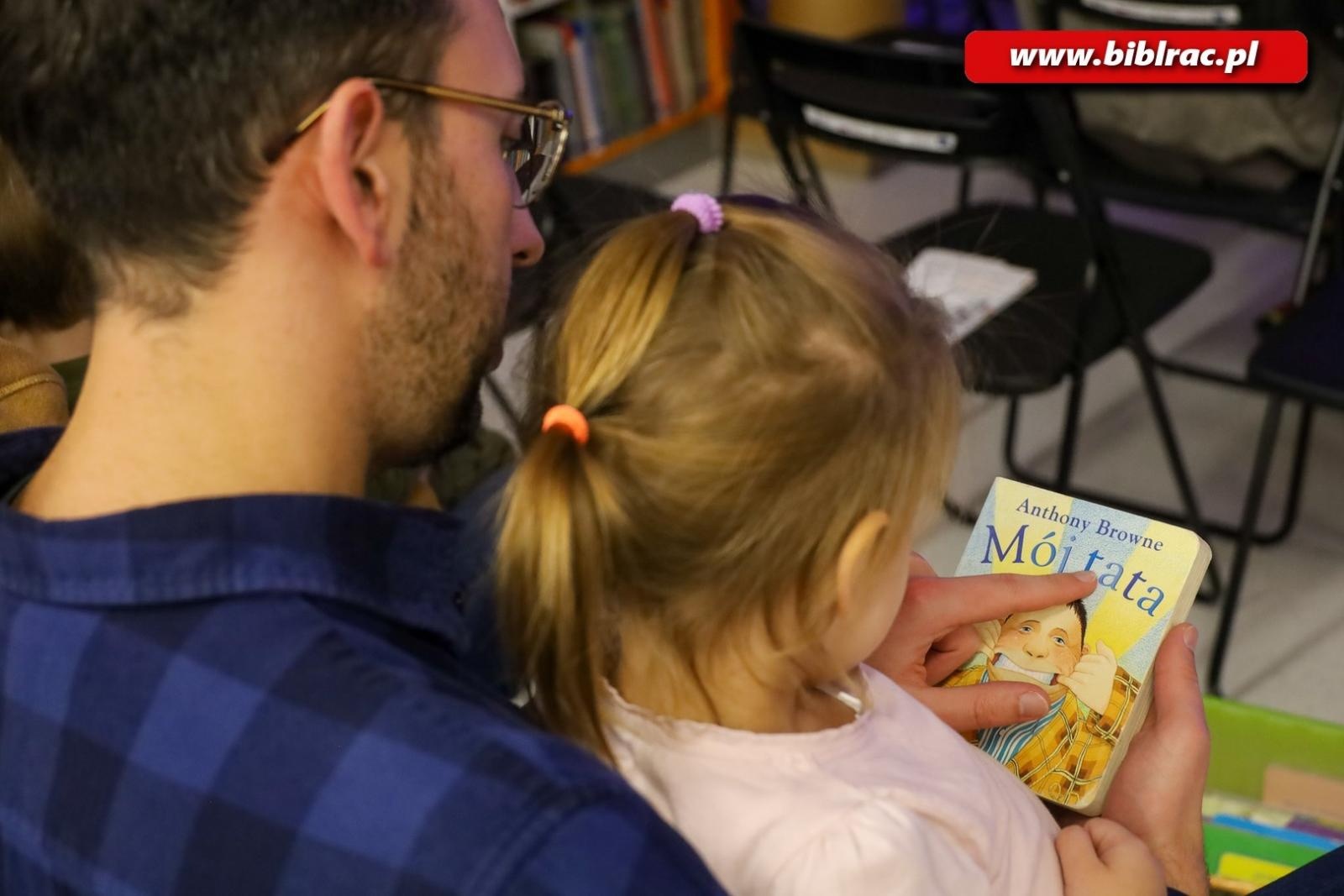 Zdjęcie w galerii na portalu naszraciborz.pl: Krystian Hanke w Raciborzu o tym jak nie zostać Boomerem wiadomości z regionu