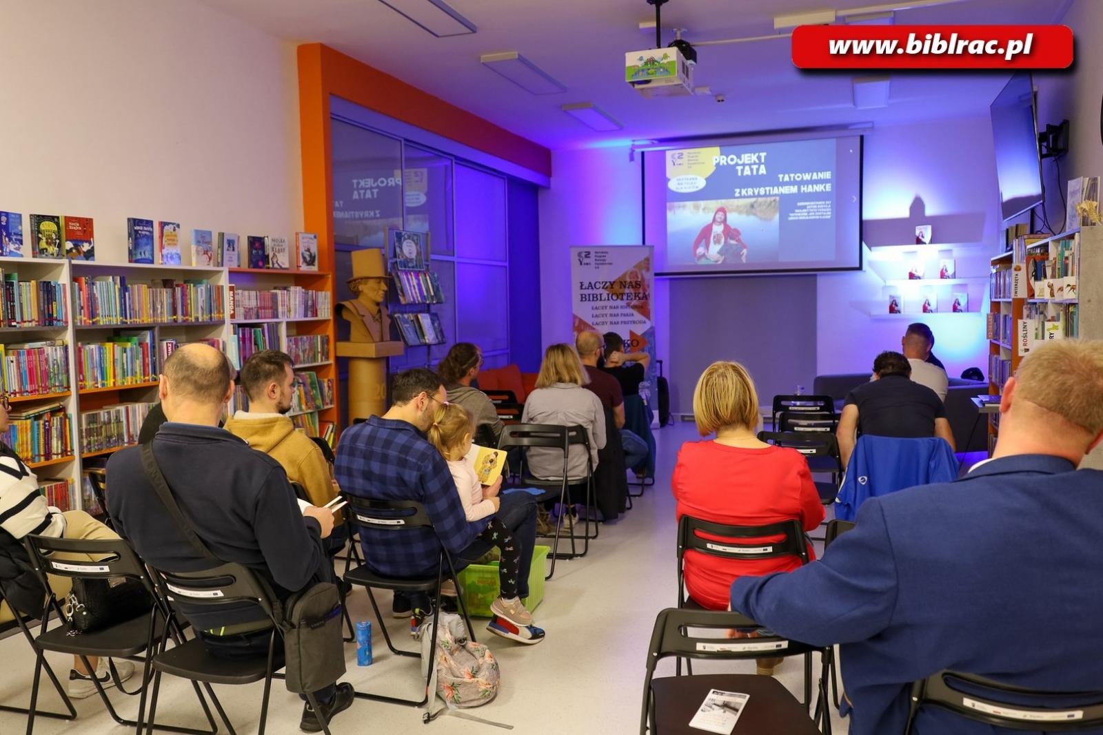 Zdjęcie w galerii na portalu naszraciborz.pl: Krystian Hanke w Raciborzu o tym jak nie zostać Boomerem wiadomości z regionu