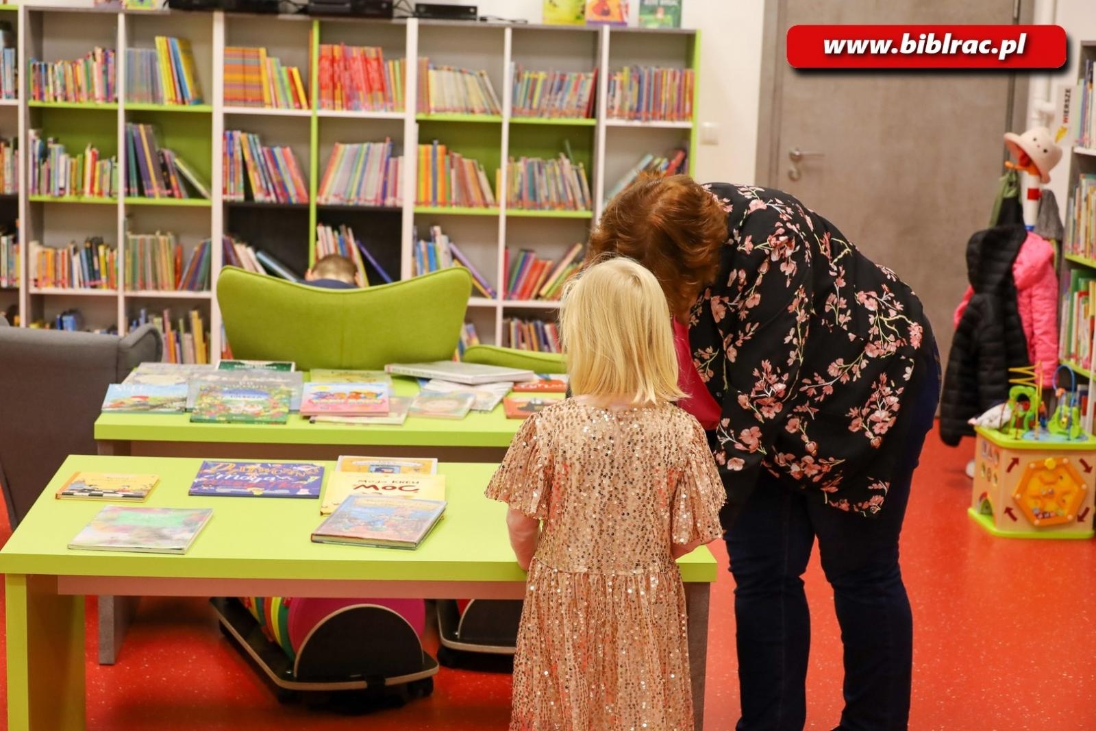 Zdjęcie w galerii na portalu naszraciborz.pl: Krystian Hanke w Raciborzu o tym jak nie zostać Boomerem wiadomości z regionu