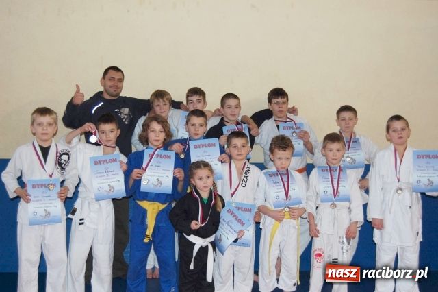 Zdjęcie w galerii na portalu naszraciborz.pl: Sukcesy najmłodszych Łamatorów w judo wiadomości z regionu