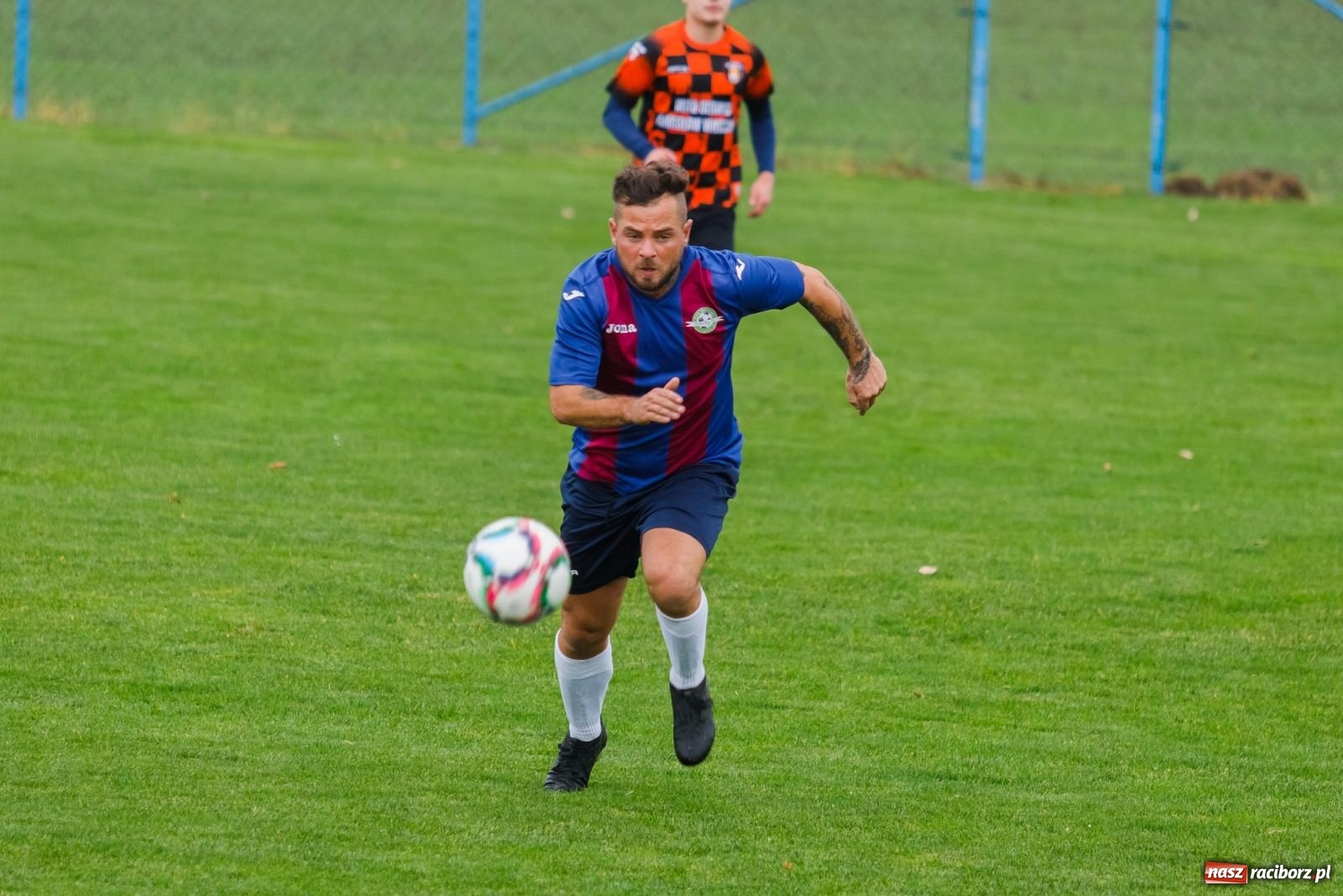 Zdjęcie w galerii na portalu naszraciborz.pl: Bez niespodzianki w Pietraszynie. Kobyla na kolanach [FOTO] wiadomości z regionu
