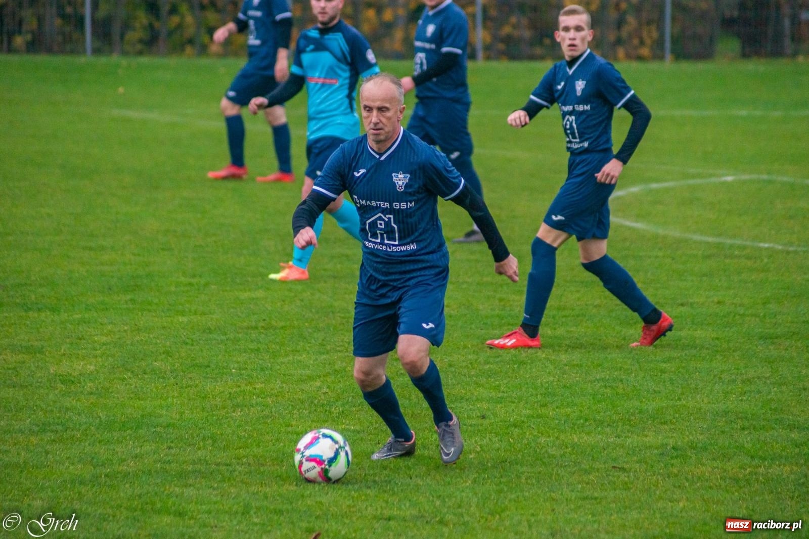 Zdjęcie w galerii na portalu naszraciborz.pl: B klasa. Strzelanina przy Tuwima [FOTO] wiadomości z regionu