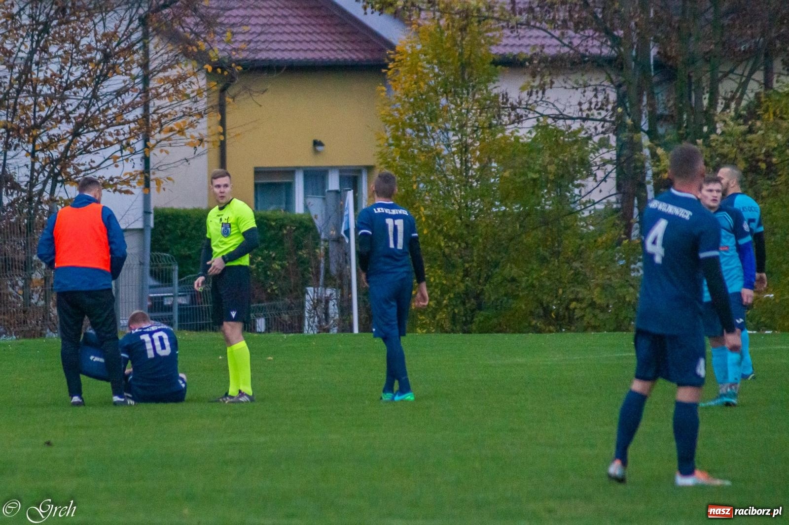 Zdjęcie w galerii na portalu naszraciborz.pl: B klasa. Strzelanina przy Tuwima [FOTO] wiadomości z regionu