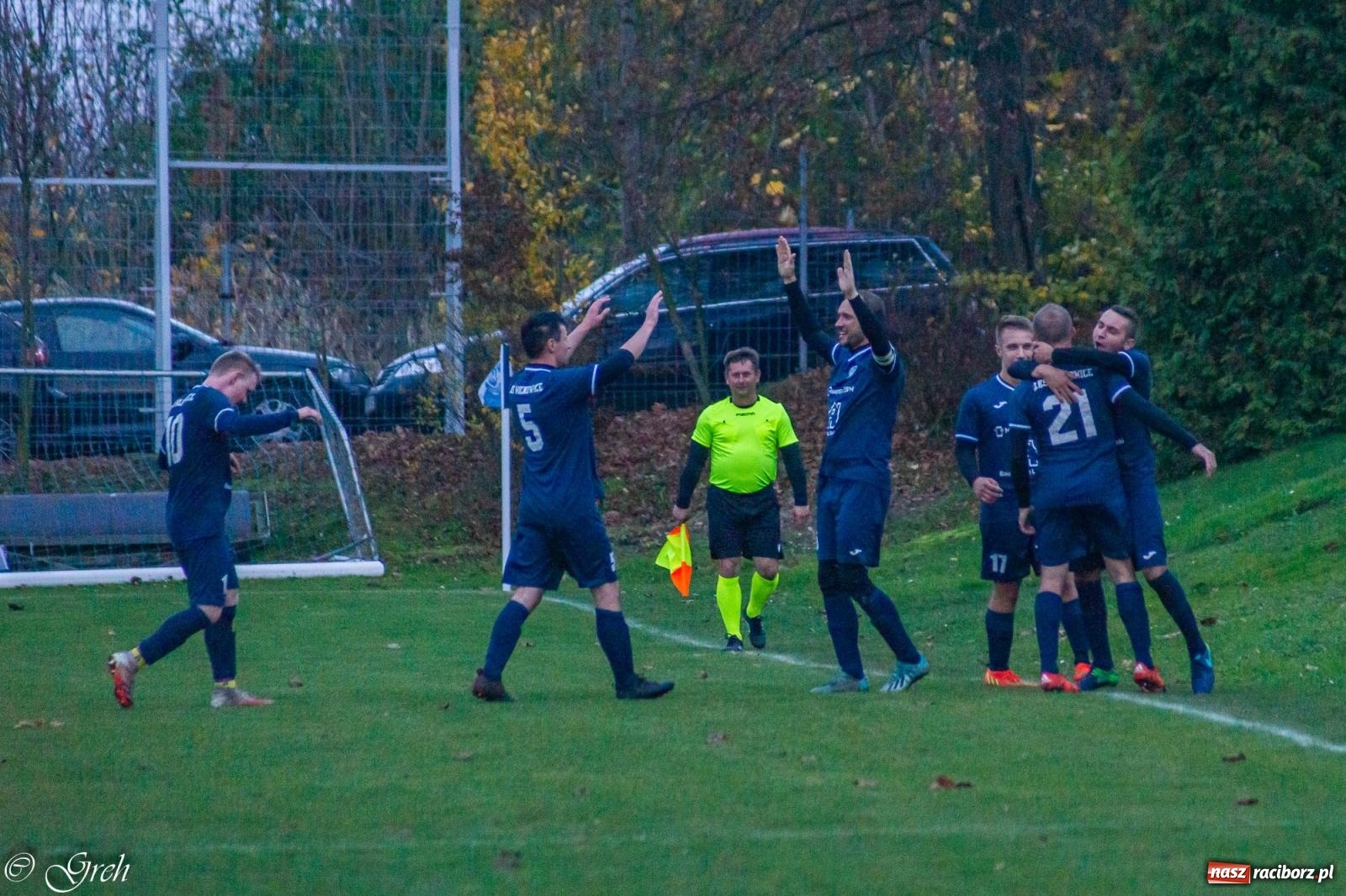 Zdjęcie w galerii na portalu naszraciborz.pl: B klasa. Strzelanina przy Tuwima [FOTO] wiadomości z regionu