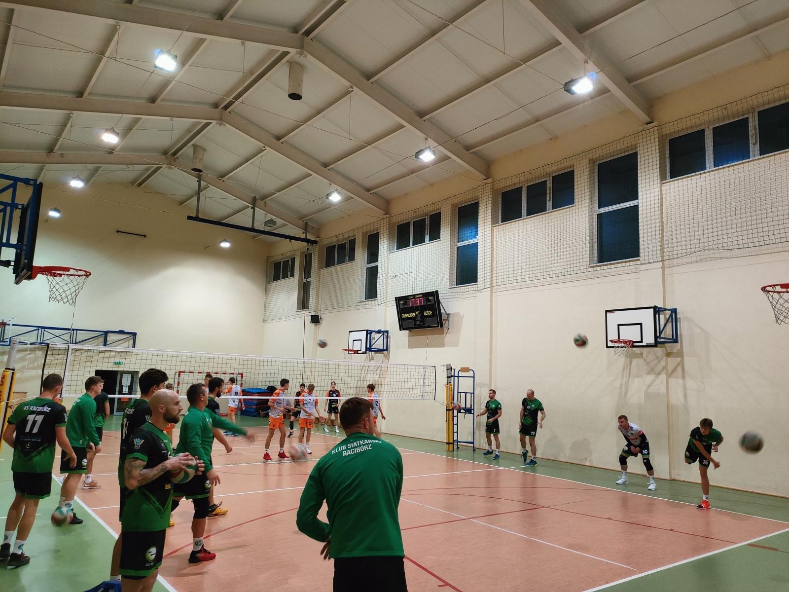 Zdjęcie w galerii na portalu naszraciborz.pl: Wyjazdowa wygrana siatkarzy KS Racibórz wiadomości z regionu