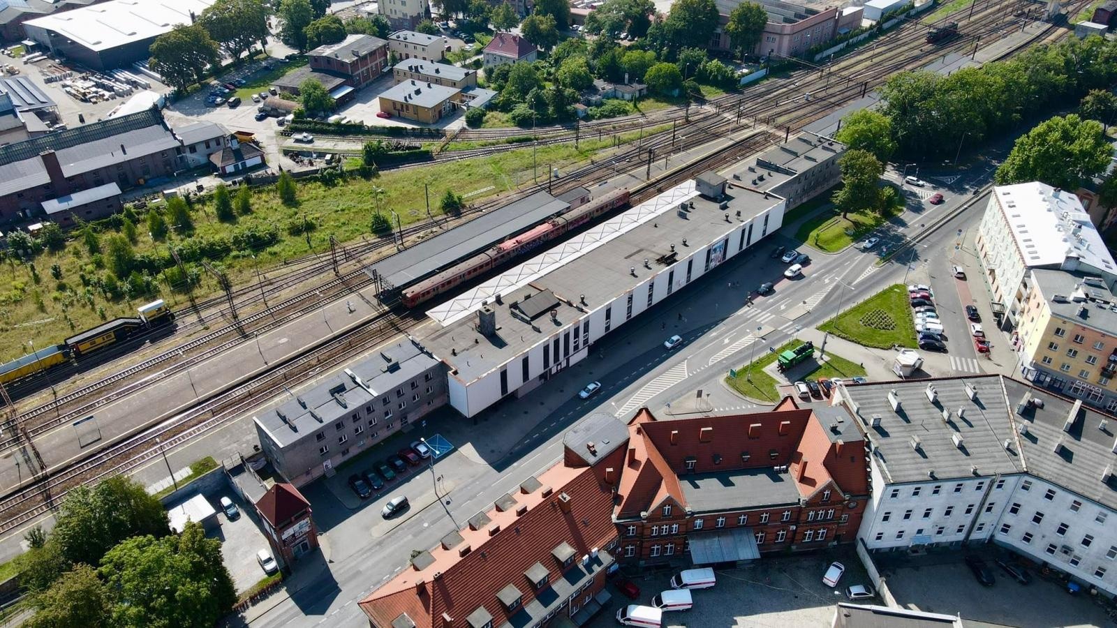 Zdjęcie w galerii na portalu naszraciborz.pl: Tak znikał stary dworzec w Raciborzu [TIMELAPSE] wiadomości z regionu