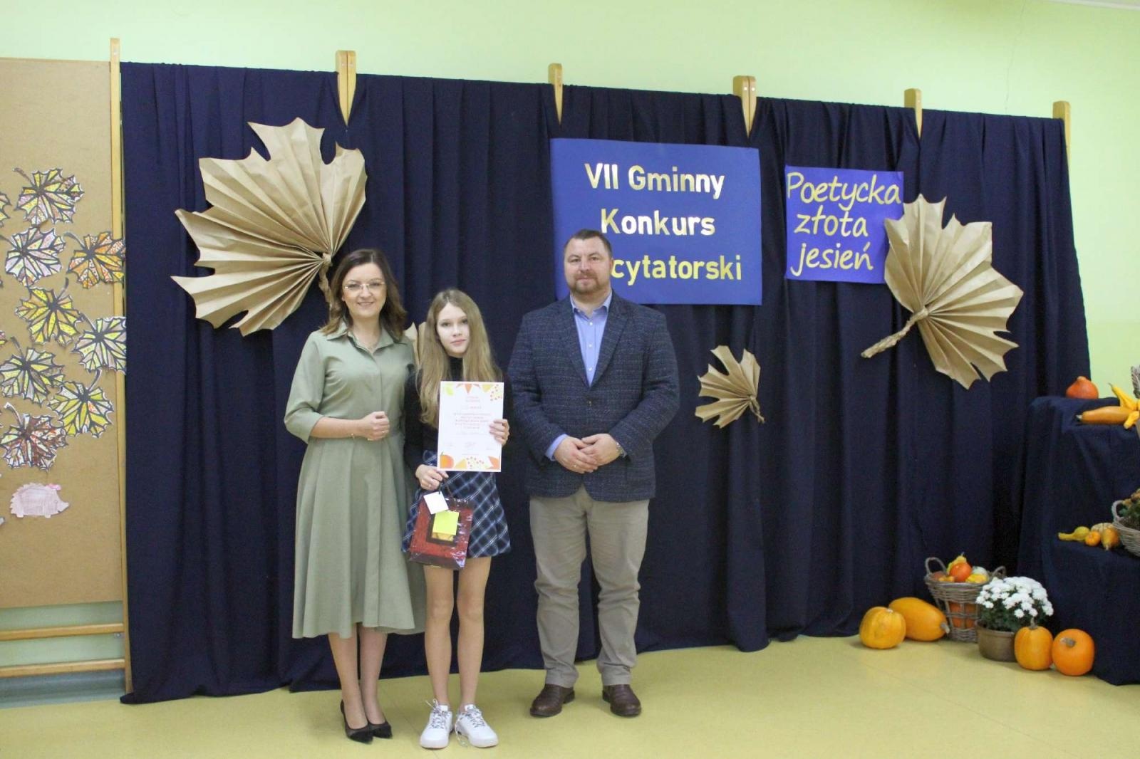Zdjęcie w galerii na portalu naszraciborz.pl: VII Gminny Konkurs Recytatorski Poetycka złota jesień  wiadomości z regionu