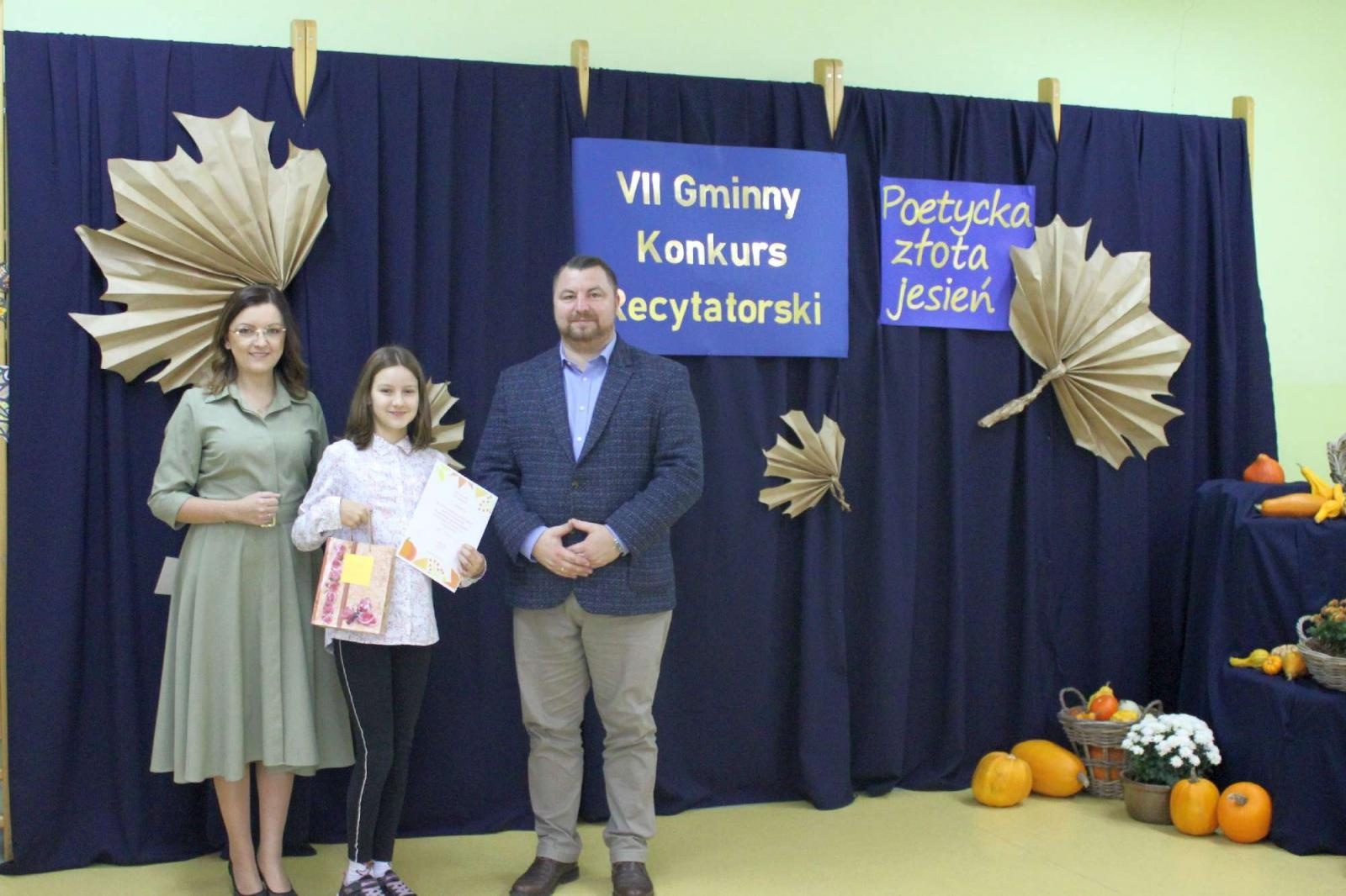 Zdjęcie w galerii na portalu naszraciborz.pl: VII Gminny Konkurs Recytatorski Poetycka złota jesień  wiadomości z regionu