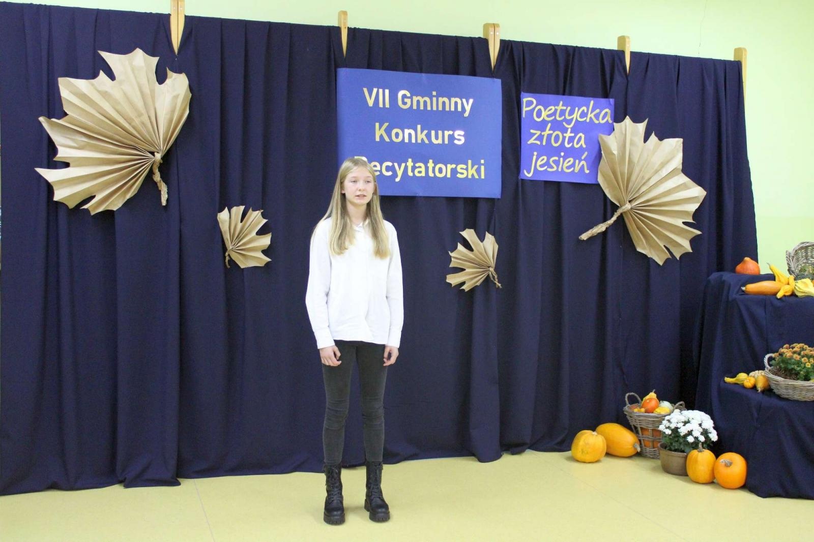 Zdjęcie w galerii na portalu naszraciborz.pl: VII Gminny Konkurs Recytatorski Poetycka złota jesień  wiadomości z regionu