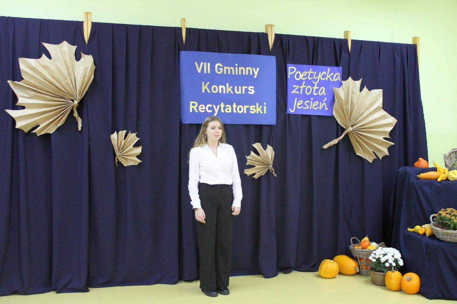 Zdjęcie w galerii na portalu naszraciborz.pl: VII Gminny Konkurs Recytatorski Poetycka złota jesień  wiadomości z regionu