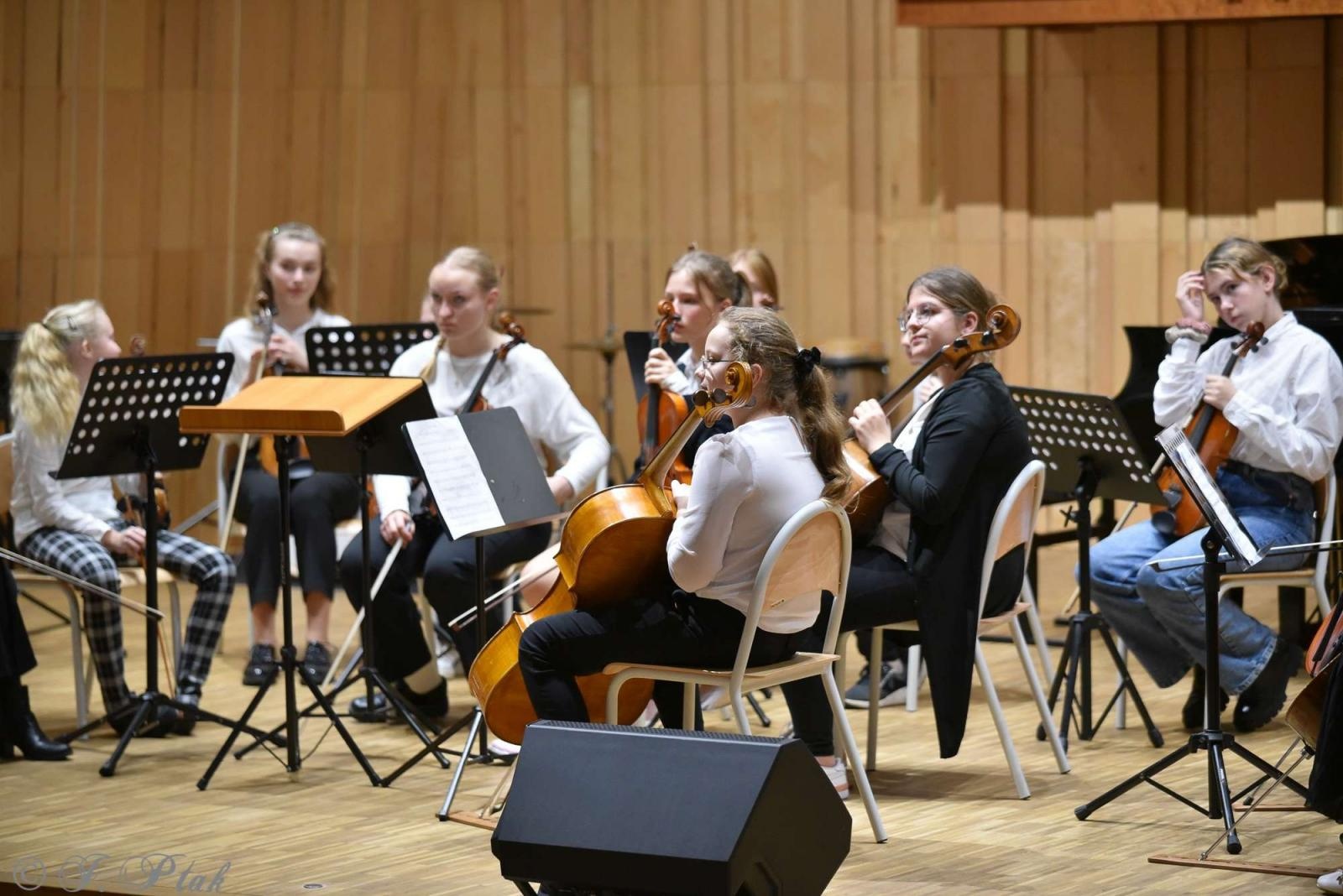 Zdjęcie w galerii na portalu naszraciborz.pl: Koncert muzyki polskiej w raciborskiej szkole muzycznej [FOTO i WIDEO] wiadomości z regionu