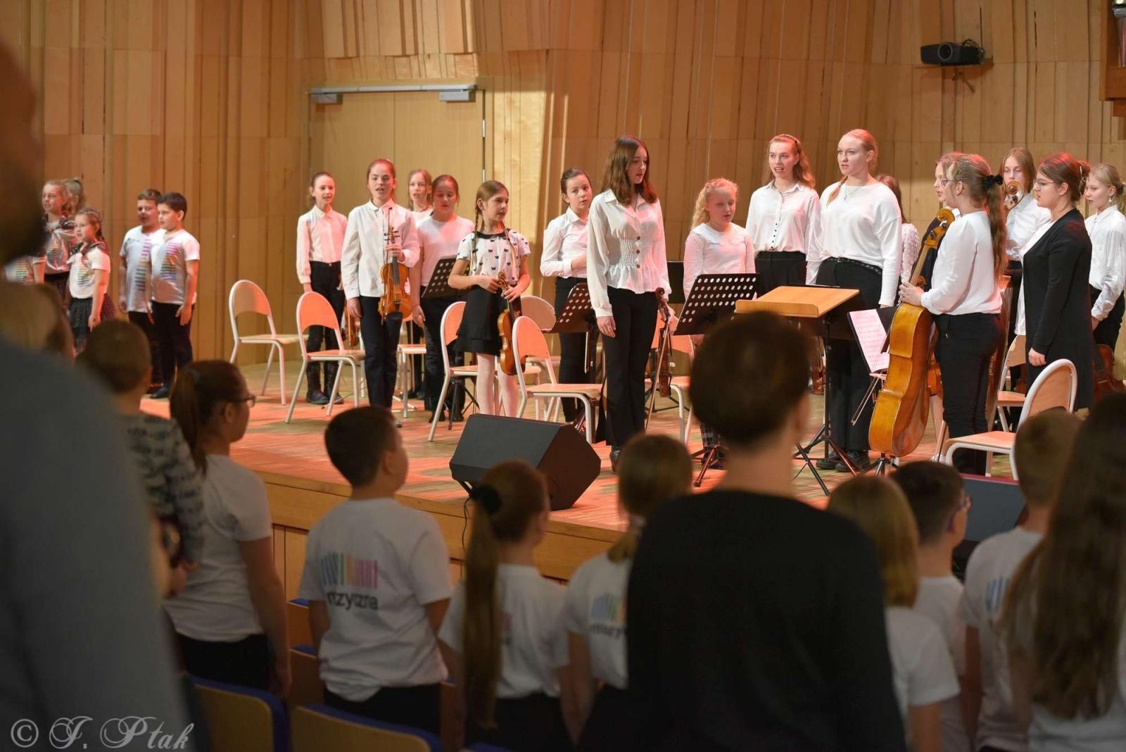 Zdjęcie w galerii na portalu naszraciborz.pl: Koncert muzyki polskiej w raciborskiej szkole muzycznej [FOTO i WIDEO] wiadomości z regionu