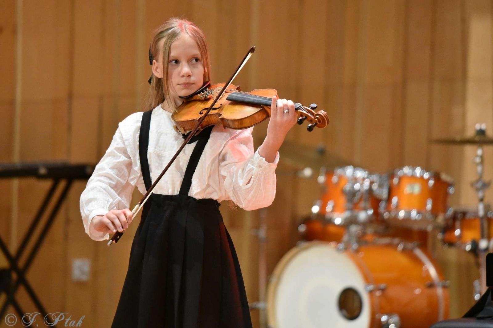 Zdjęcie w galerii na portalu naszraciborz.pl: Koncert muzyki polskiej w raciborskiej szkole muzycznej [FOTO i WIDEO] wiadomości z regionu