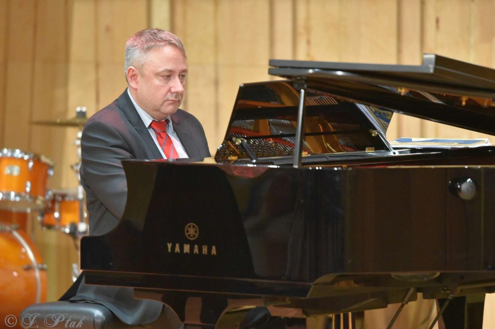 Zdjęcie w galerii na portalu naszraciborz.pl: Koncert muzyki polskiej w raciborskiej szkole muzycznej [FOTO i WIDEO] wiadomości z regionu