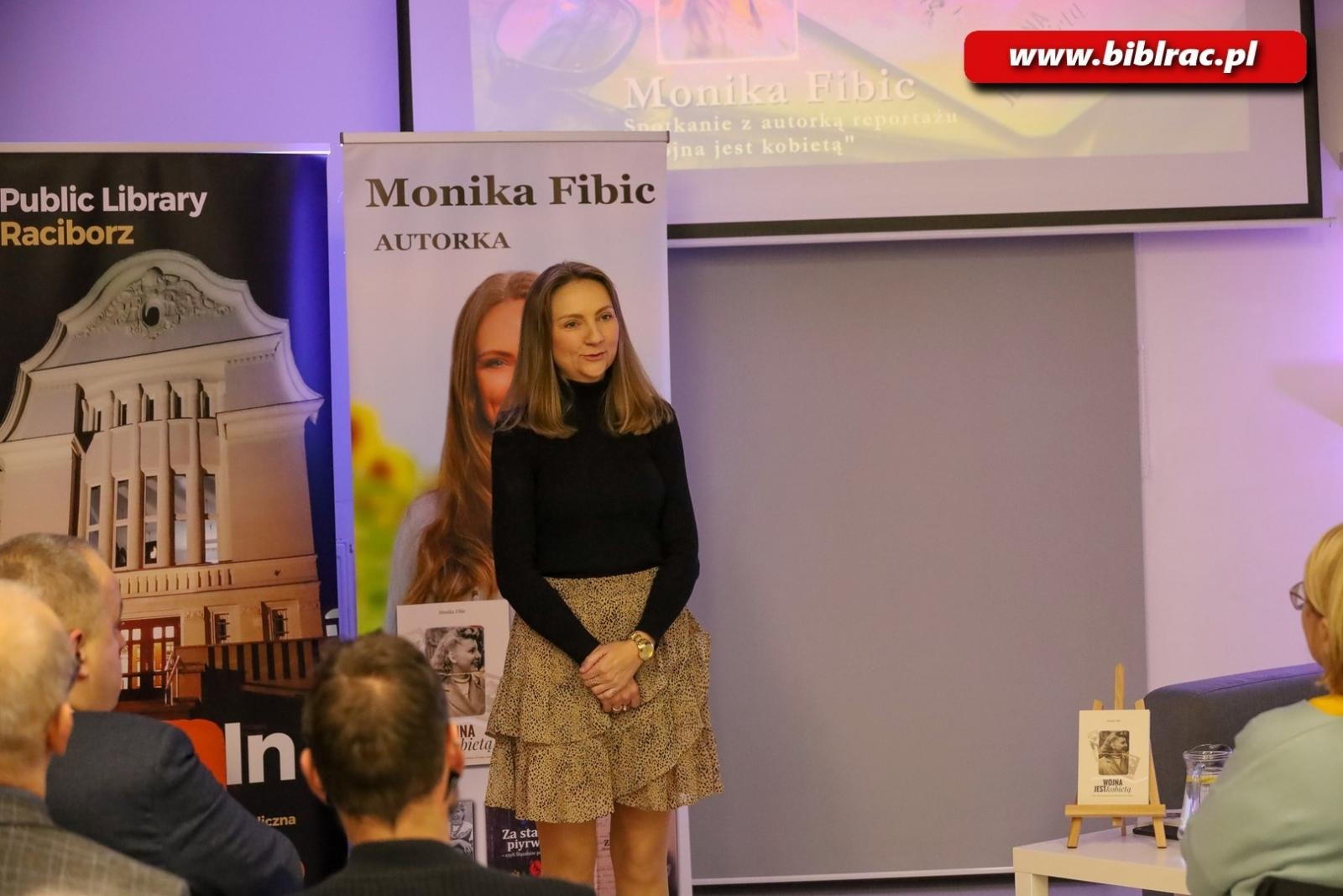 Zdjęcie w galerii na portalu naszraciborz.pl: Spotkanie z Moniką Fibic w raciborskiej bibliotece wiadomości z regionu