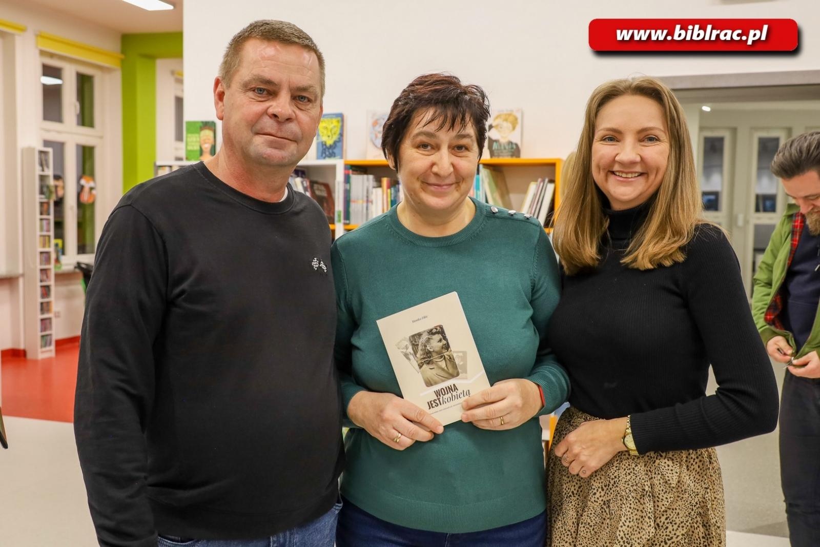 Zdjęcie w galerii na portalu naszraciborz.pl: Spotkanie z Moniką Fibic w raciborskiej bibliotece wiadomości z regionu