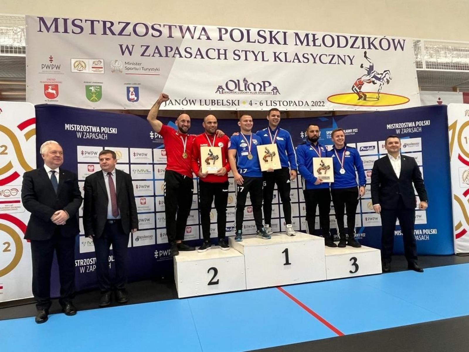 Zdjęcie w galerii na portalu naszraciborz.pl: Historyczny wyczyn młodych zapaśników Unii Racibórz wiadomości z regionu