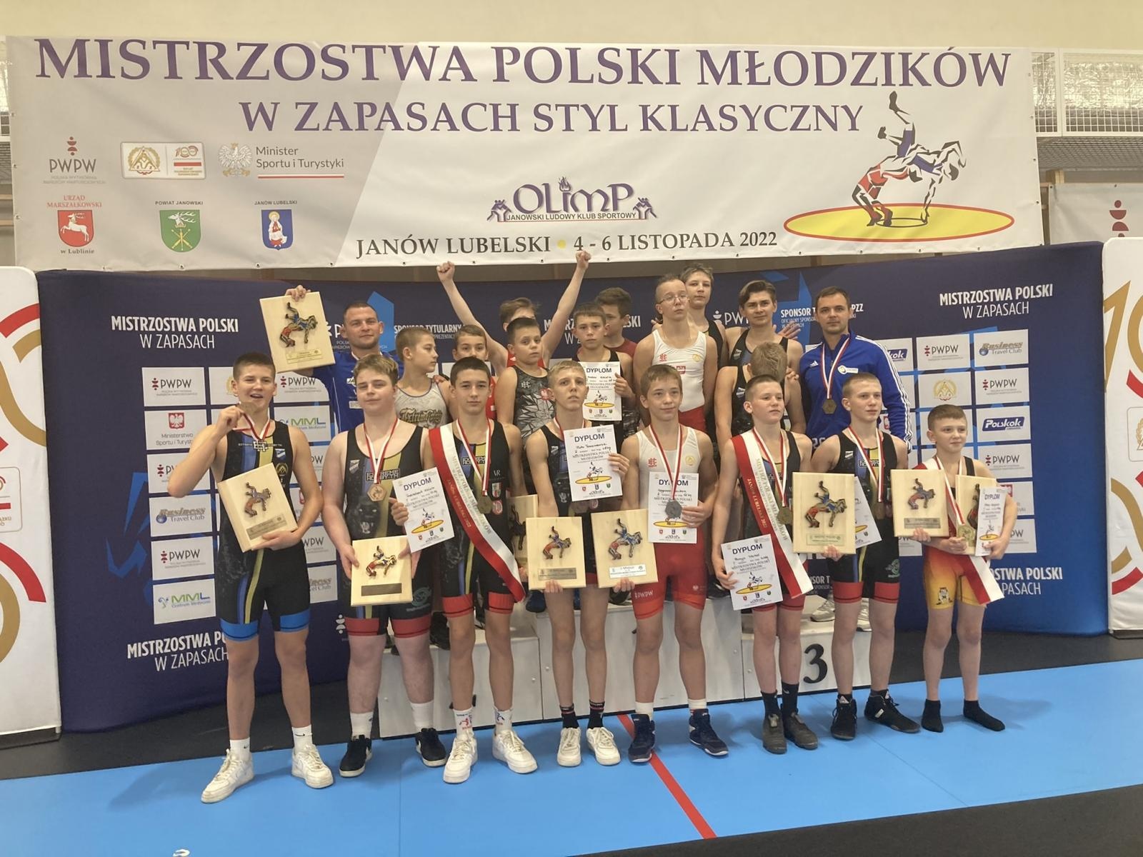 Zdjęcie w galerii na portalu naszraciborz.pl: Historyczny wyczyn młodych zapaśników Unii Racibórz wiadomości z regionu
