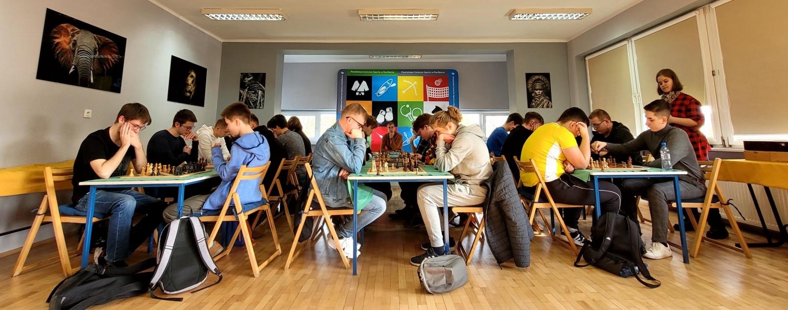 Zdjęcie w galerii na portalu naszraciborz.pl: Team z Kasprowicza najlepszy w szachach wiadomości z regionu