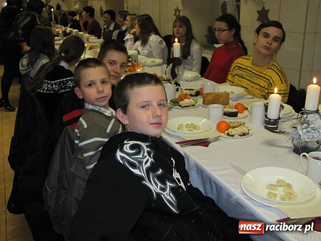 Zdjęcie w galerii na portalu naszraciborz.pl: Uszek i ryby było pod dostatkiem wiadomości z regionu