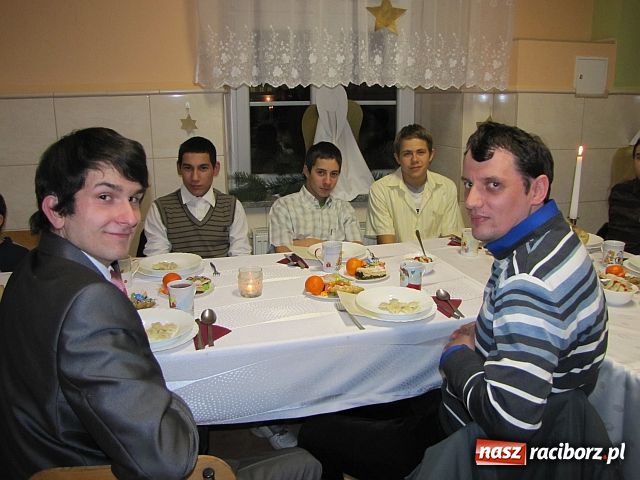 Zdjęcie w galerii na portalu naszraciborz.pl: Uszek i ryby było pod dostatkiem wiadomości z regionu