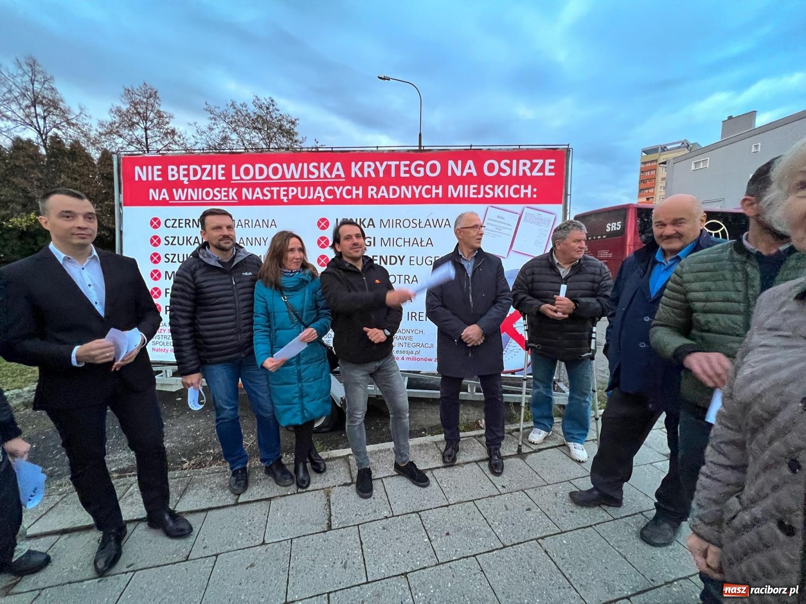 Zdjęcie w galerii na portalu naszraciborz.pl: Radni raciborskiej opozycji: Polowy kłamie wiadomości z regionu