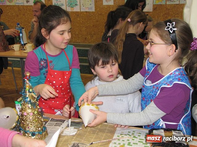 Zdjęcie w galerii na portalu naszraciborz.pl: W SP 13 świąteczni goście z Czech wiadomości z regionu