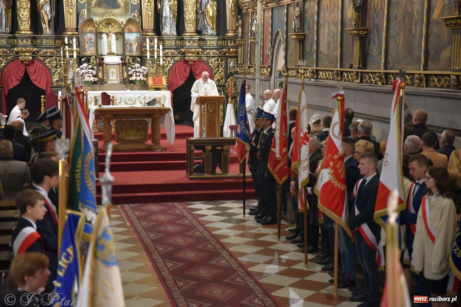 Zdjęcie w galerii na portalu naszraciborz.pl: Narodowe Święto Niepodległości - obchody miejskie w Raciborzu [FOTO i WIDEO] wiadomości z regionu