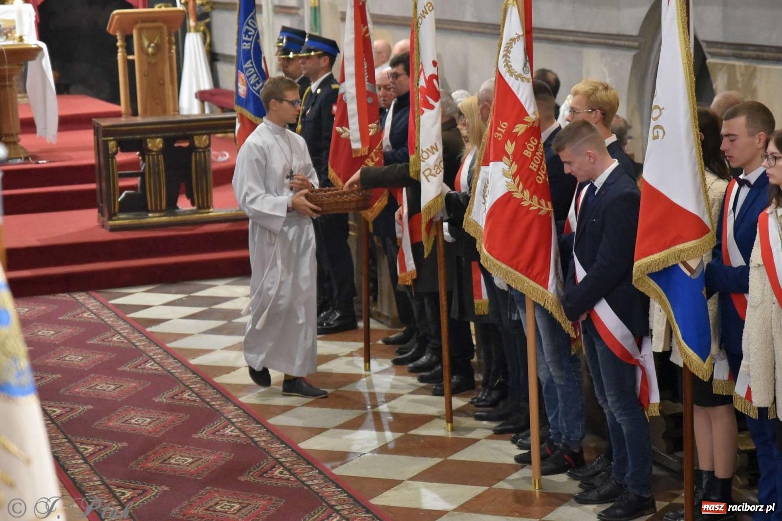 Zdjęcie w galerii na portalu naszraciborz.pl: Narodowe Święto Niepodległości - obchody miejskie w Raciborzu [FOTO i WIDEO] wiadomości z regionu