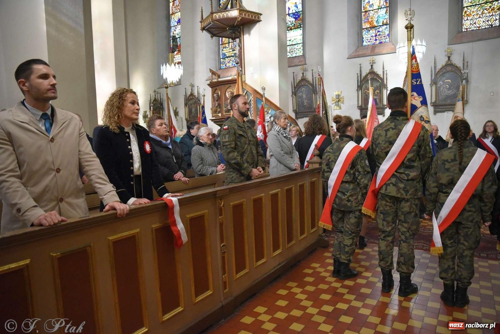 Zdjęcie w galerii na portalu naszraciborz.pl: Narodowe Święto Niepodległości - obchody miejskie w Raciborzu [FOTO i WIDEO] wiadomości z regionu