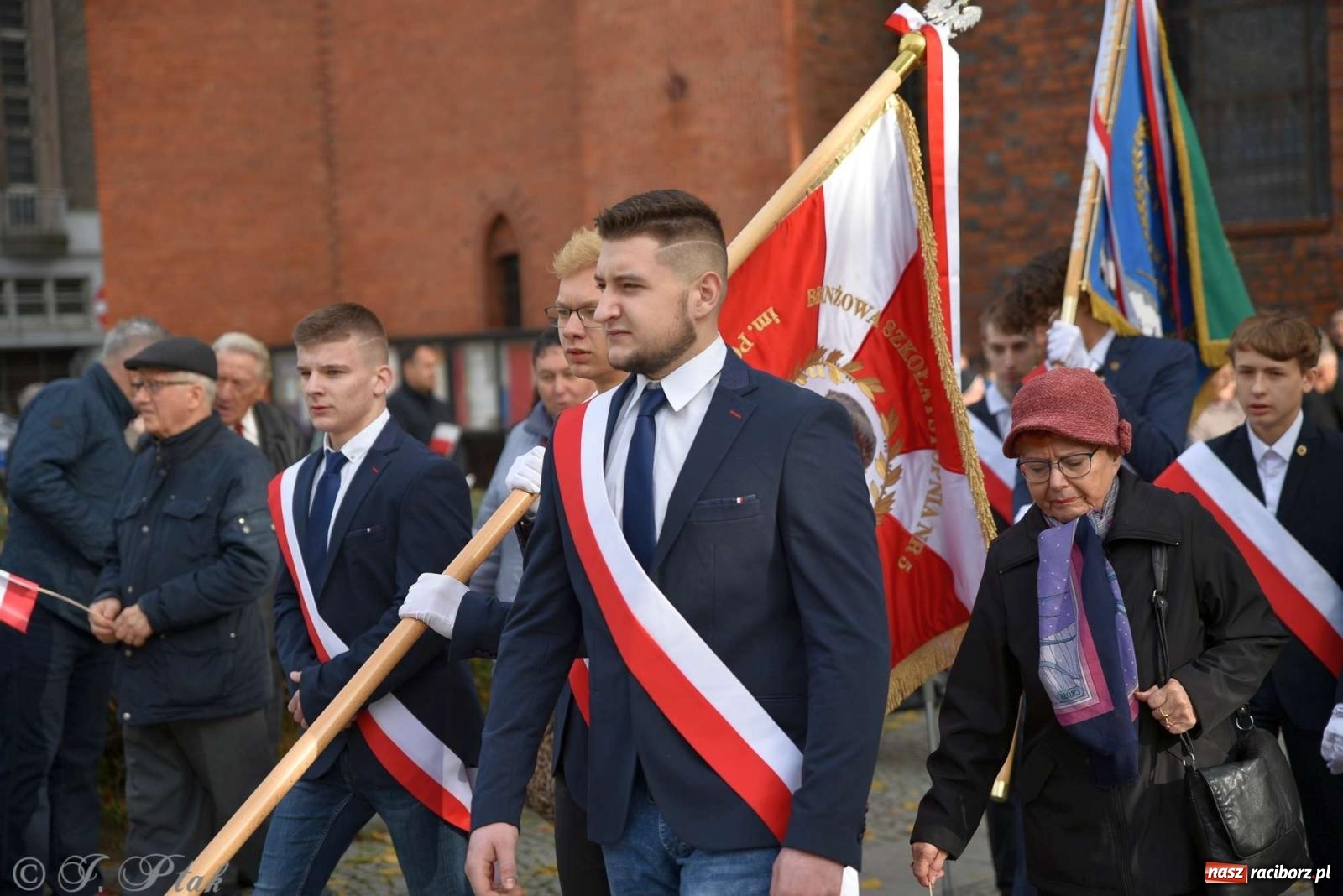 Zdjęcie w galerii na portalu naszraciborz.pl: Narodowe Święto Niepodległości - obchody miejskie w Raciborzu [FOTO i WIDEO] wiadomości z regionu