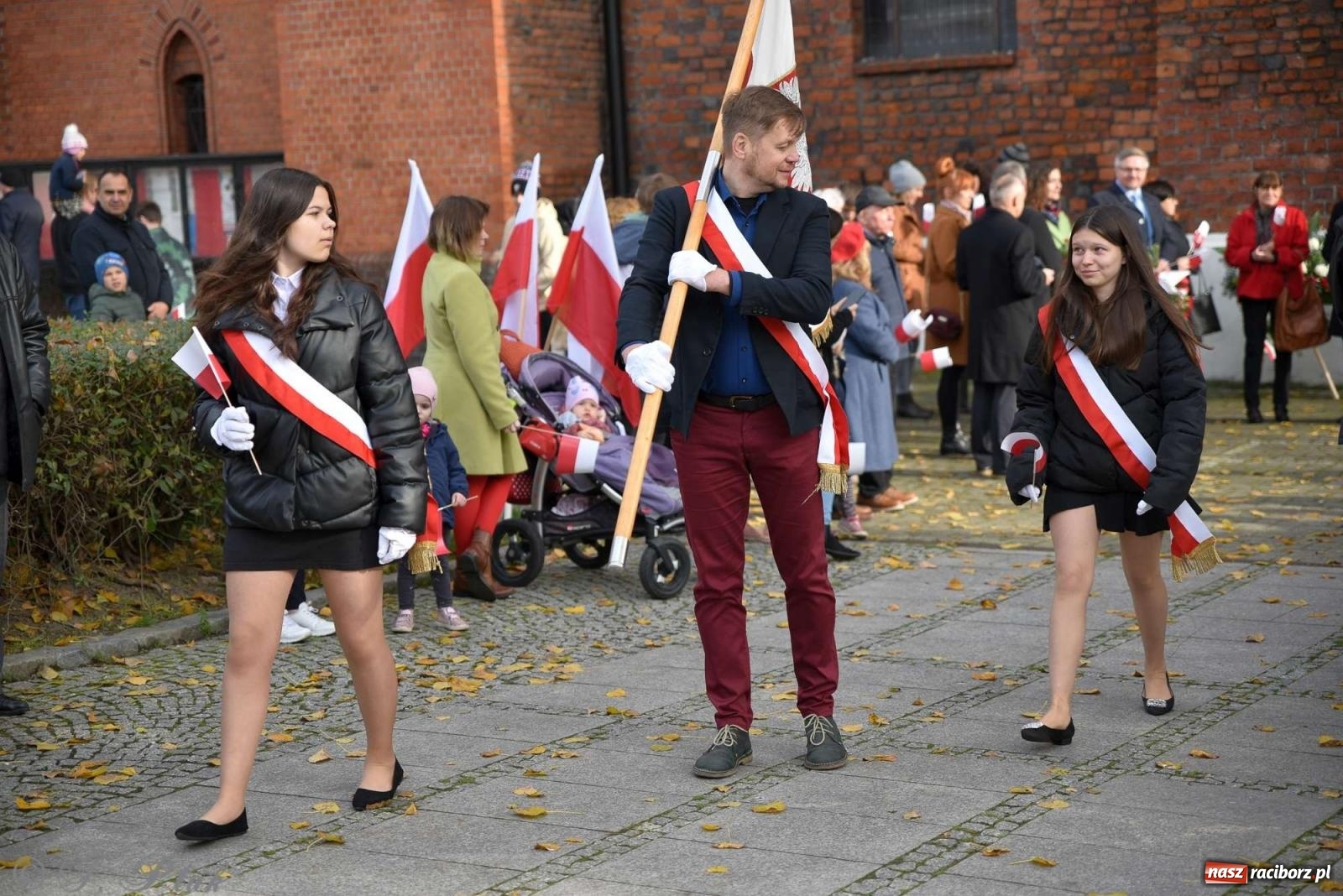 Zdjęcie w galerii na portalu naszraciborz.pl: Narodowe Święto Niepodległości - obchody miejskie w Raciborzu [FOTO i WIDEO] wiadomości z regionu