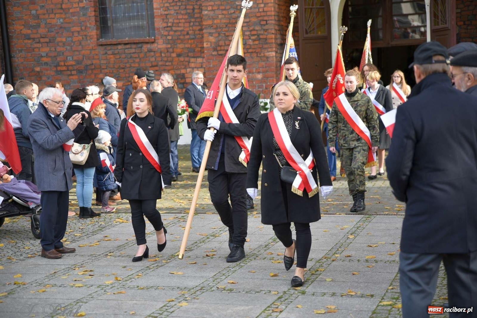 Zdjęcie w galerii na portalu naszraciborz.pl: Narodowe Święto Niepodległości - obchody miejskie w Raciborzu [FOTO i WIDEO] wiadomości z regionu