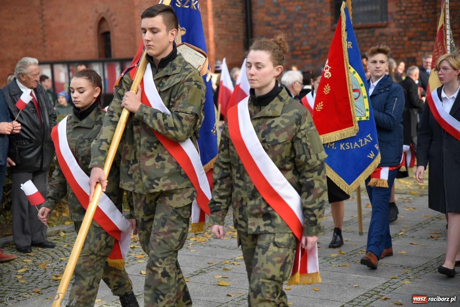 Zdjęcie w galerii na portalu naszraciborz.pl: Narodowe Święto Niepodległości - obchody miejskie w Raciborzu [FOTO i WIDEO] wiadomości z regionu