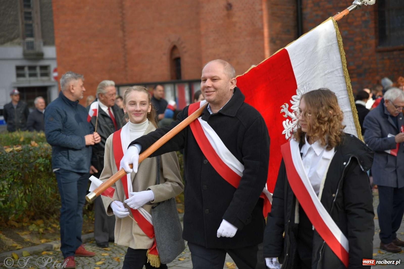Zdjęcie w galerii na portalu naszraciborz.pl: Narodowe Święto Niepodległości - obchody miejskie w Raciborzu [FOTO i WIDEO] wiadomości z regionu