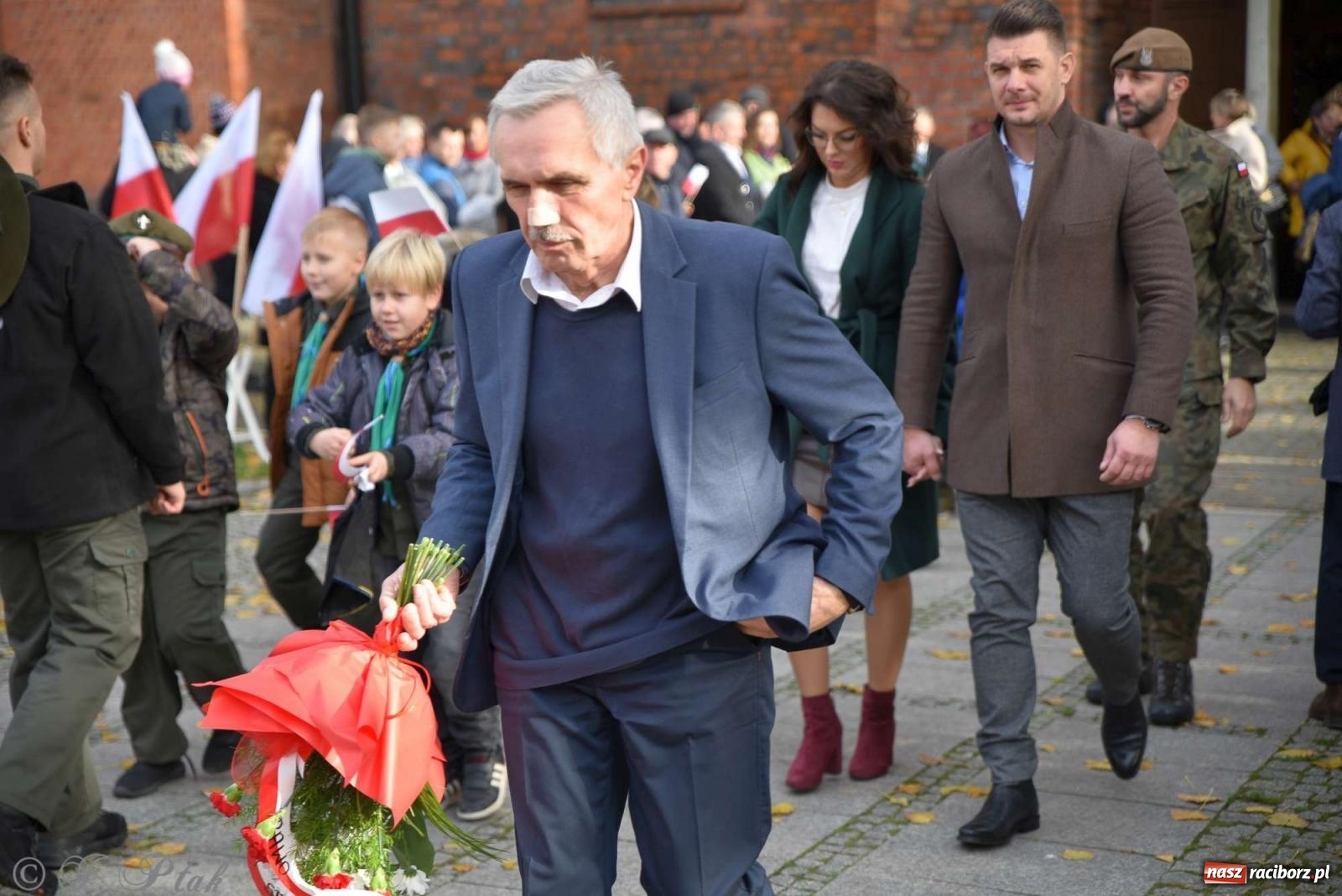 Zdjęcie w galerii na portalu naszraciborz.pl: Narodowe Święto Niepodległości - obchody miejskie w Raciborzu [FOTO i WIDEO] wiadomości z regionu
