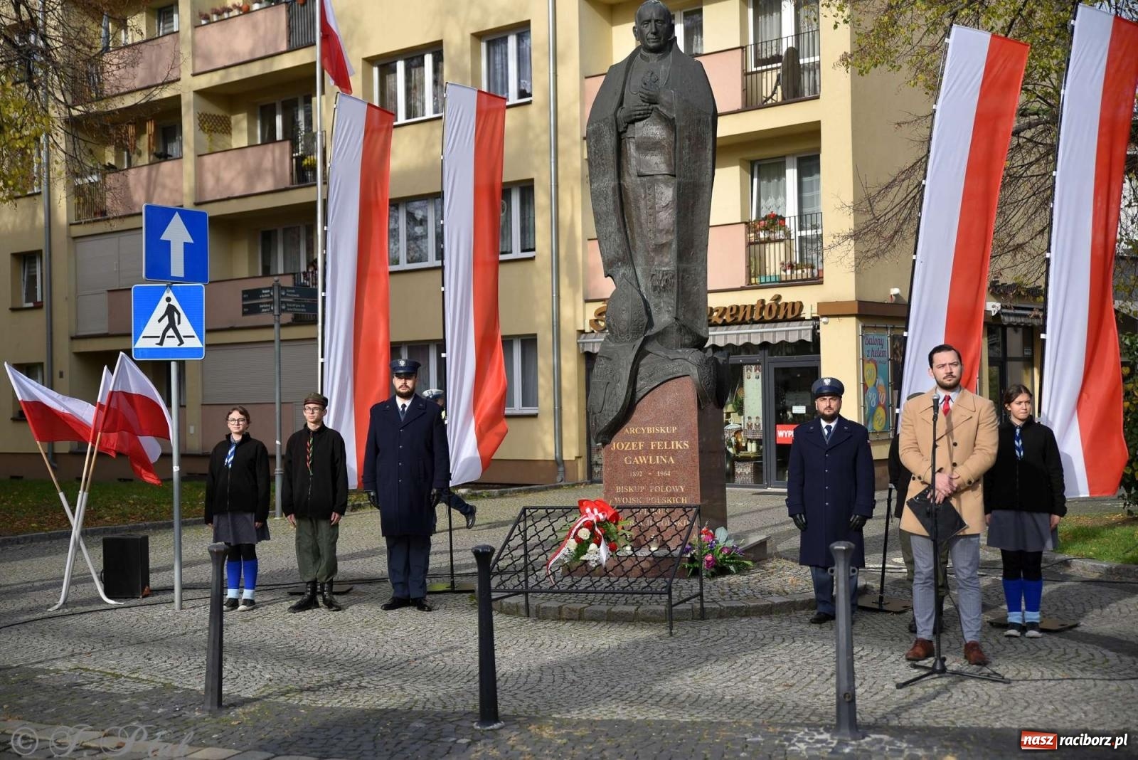 Zdjęcie w galerii na portalu naszraciborz.pl: Narodowe Święto Niepodległości - obchody miejskie w Raciborzu [FOTO i WIDEO] wiadomości z regionu