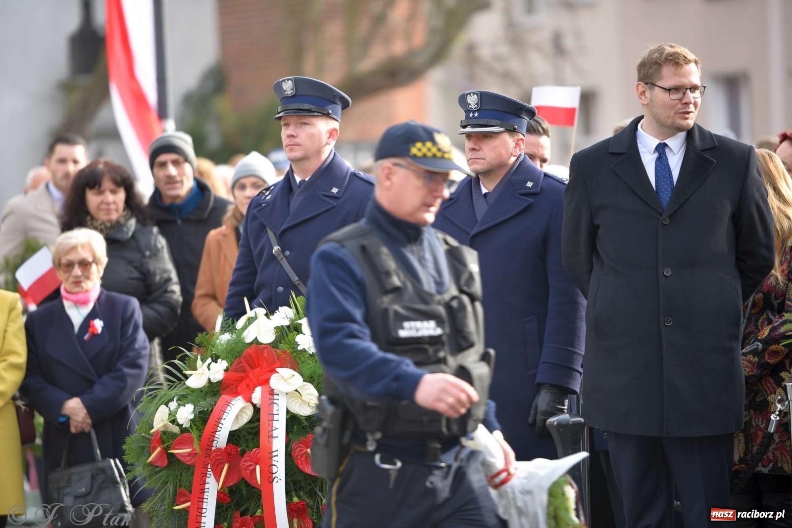 Zdjęcie w galerii na portalu naszraciborz.pl: Narodowe Święto Niepodległości - obchody miejskie w Raciborzu [FOTO i WIDEO] wiadomości z regionu