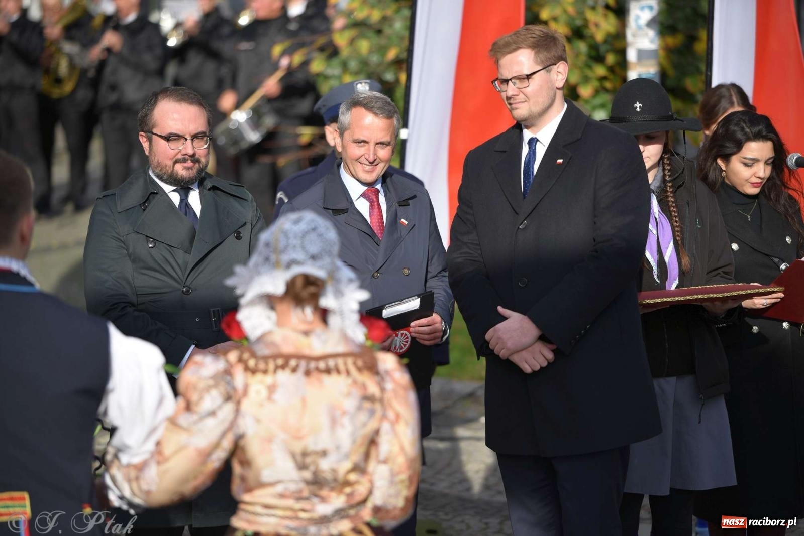 Zdjęcie w galerii na portalu naszraciborz.pl: Narodowe Święto Niepodległości - obchody miejskie w Raciborzu [FOTO i WIDEO] wiadomości z regionu