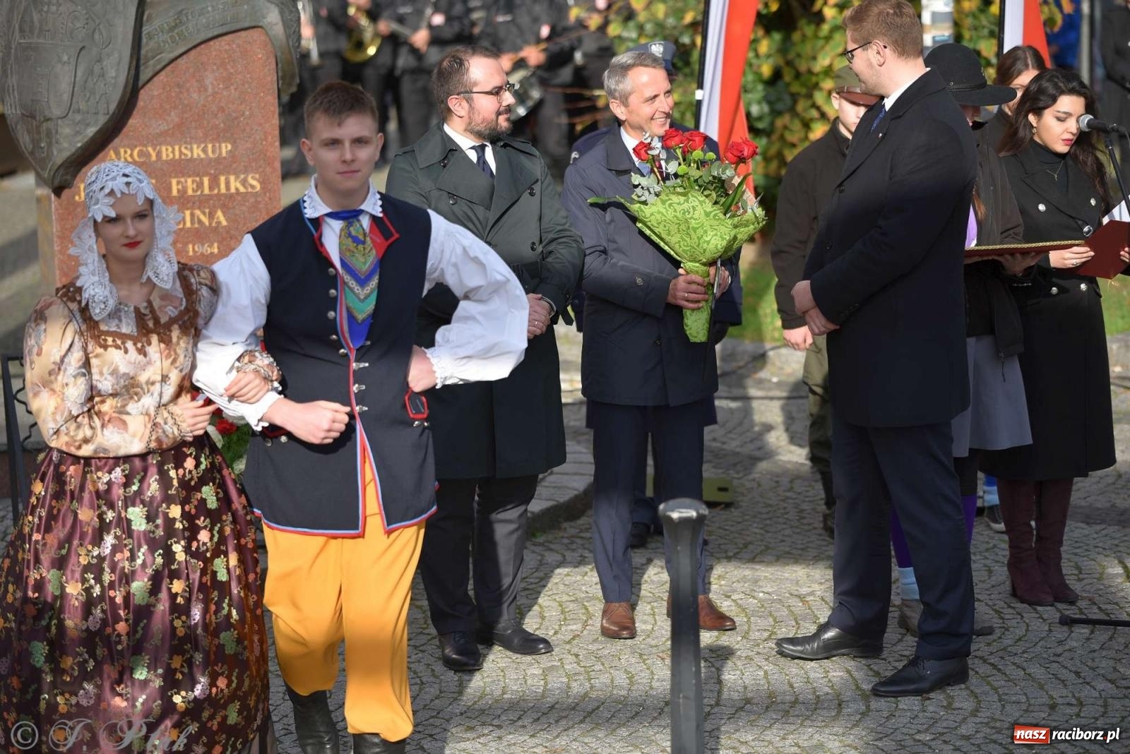 Zdjęcie w galerii na portalu naszraciborz.pl: Narodowe Święto Niepodległości - obchody miejskie w Raciborzu [FOTO i WIDEO] wiadomości z regionu