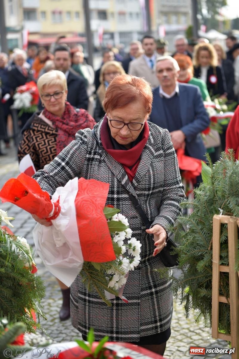 Zdjęcie w galerii na portalu naszraciborz.pl: Narodowe Święto Niepodległości - obchody miejskie w Raciborzu [FOTO i WIDEO] wiadomości z regionu