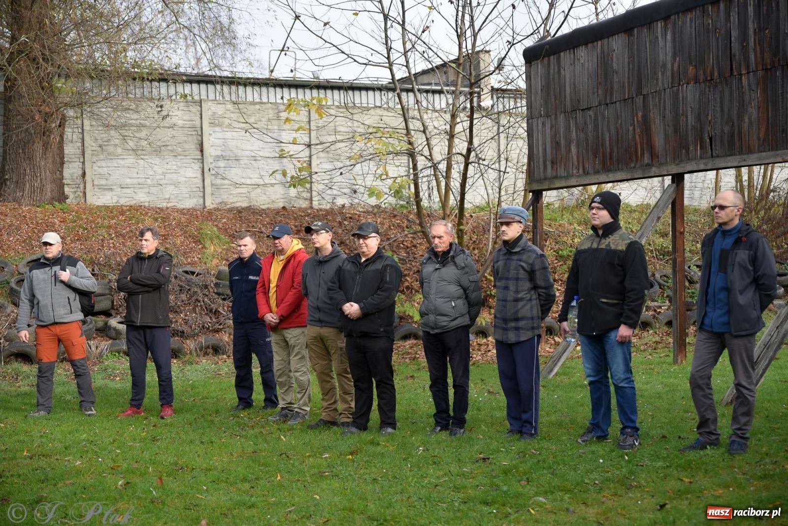 Zdjęcie w galerii na portalu naszraciborz.pl: 11-11-11, czyli strzelanie na Narodowe Święto Niepodległości w Raciborzu wiadomości z regionu