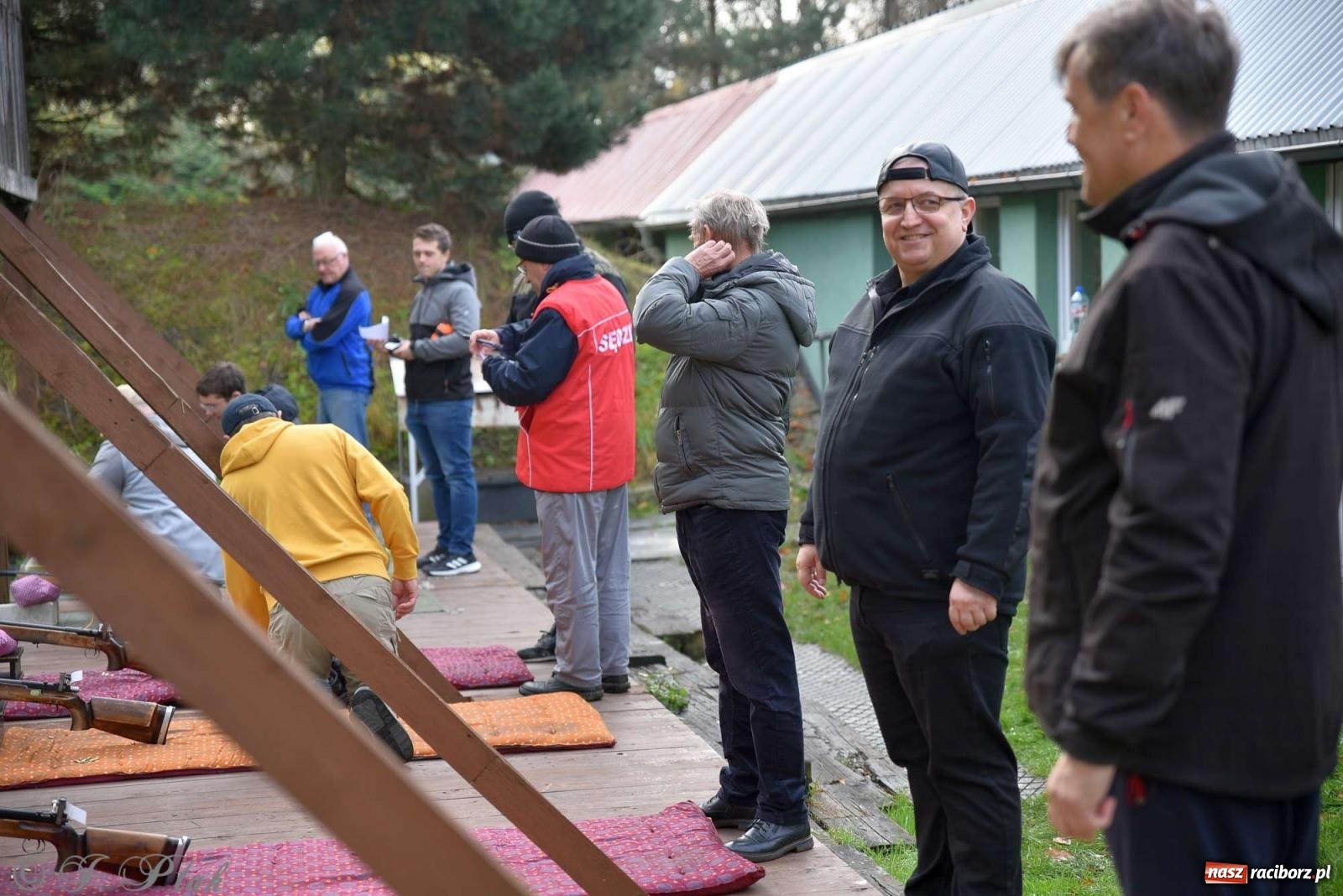 Zdjęcie w galerii na portalu naszraciborz.pl: 11-11-11, czyli strzelanie na Narodowe Święto Niepodległości w Raciborzu wiadomości z regionu