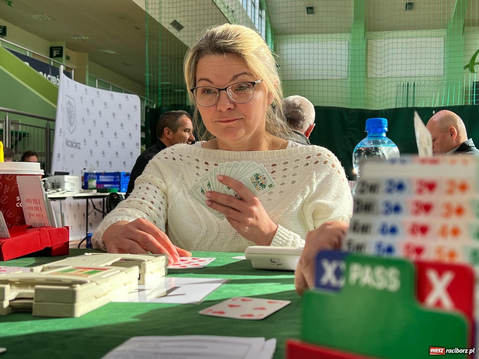 Zdjęcie w galerii na portalu naszraciborz.pl: Raciborscy brydżyści mogli się zmierzyć z najlepszymi [FOTO i WIDEO] wiadomości z regionu
